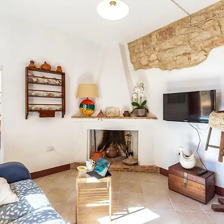 Domu Ala - Bynos Homes Ferienhaus Baunei